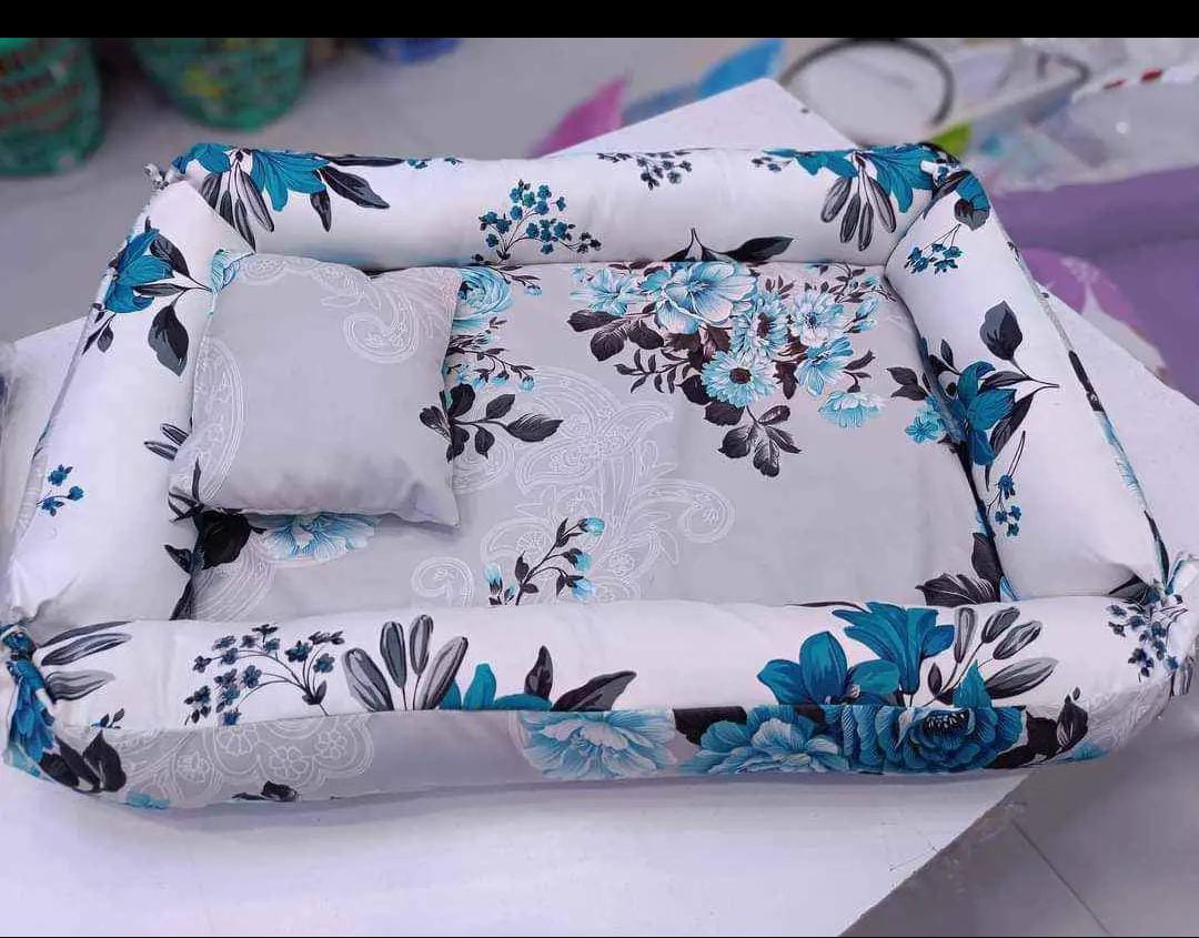 Generic Baby Nest & Co-sleeper Foldable with Pillow + Net