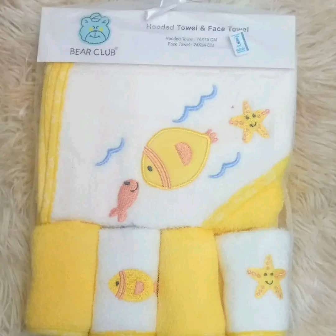 Hooded towels with face towels