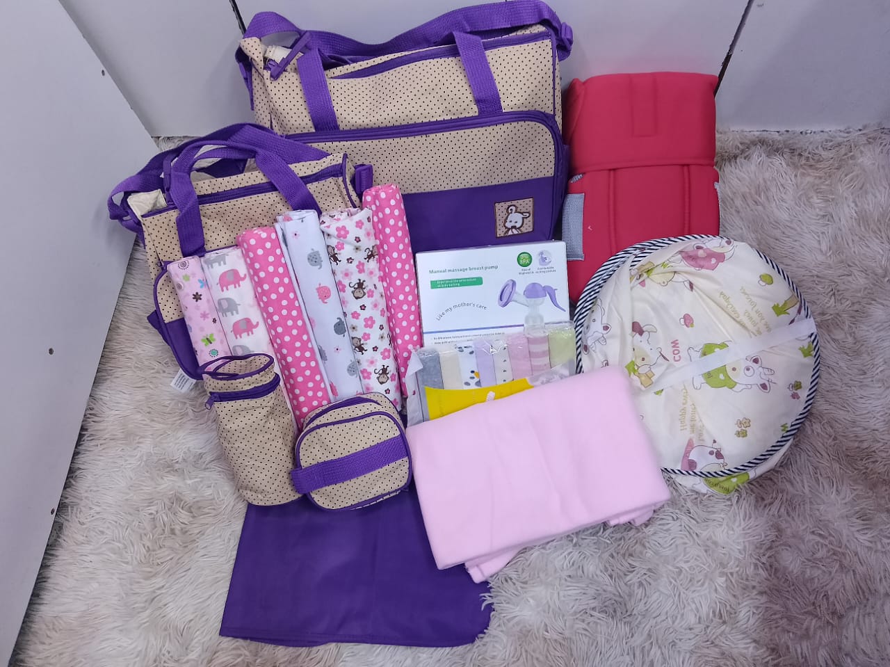 Newborn package;5 in 1 diaper bag,baby carrier,babynest,washcloth,manual breastpump,baby warmer,flannels
