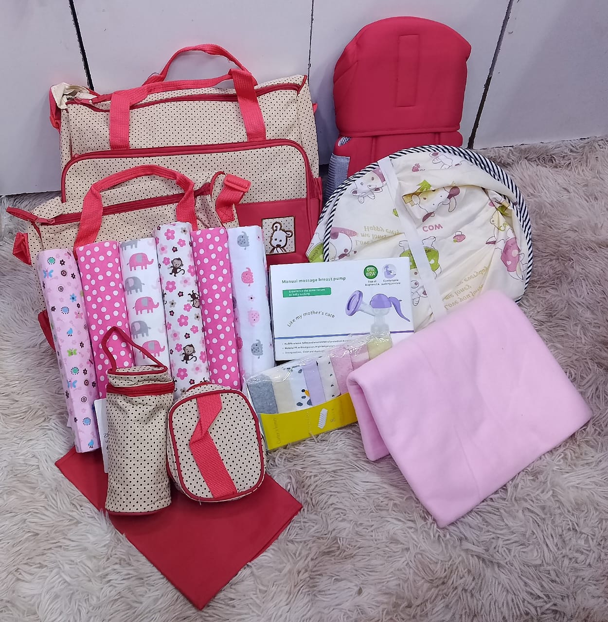 Newborn package;5 in 1 diaper bag,baby carrier,babynest,washcloth,manual breastpump,baby warmer,flannels