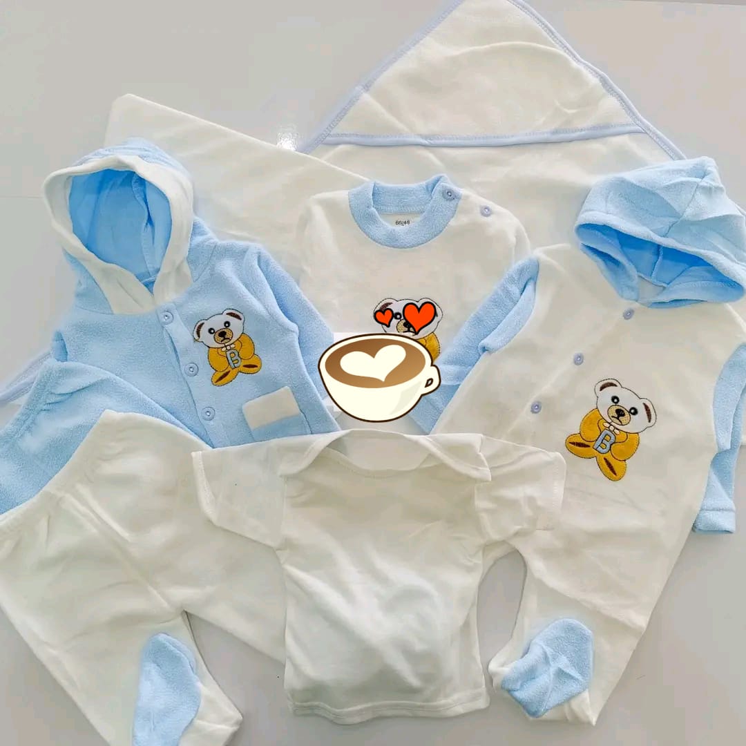 Fashion 8 pc Newborn receiving set unisex .Unisex durable and of very high-quality Machine washable and re-usable .Stylish and very warm for your new born. They are perfect for new born babies