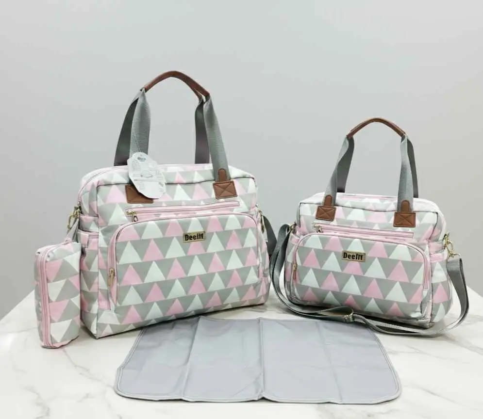 Deelit Diaper Bag Set WIth a Unique and Elegant Style.