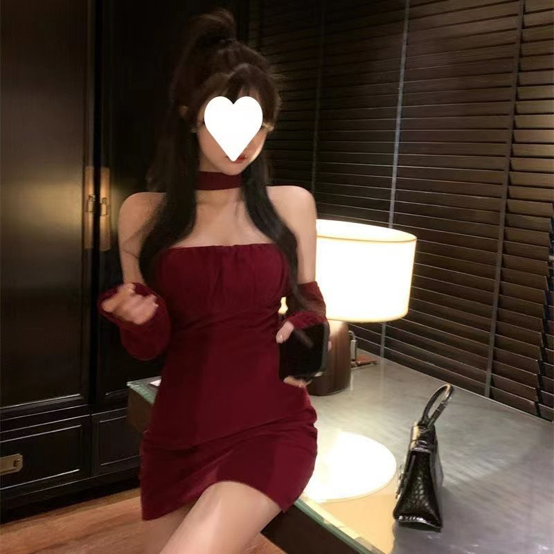 2*PC 2022 Autumn and Winter New Year's Christmas Evening Dress Light Luxury, niche sexy, spicy girl velvet fashion red dress trend black S