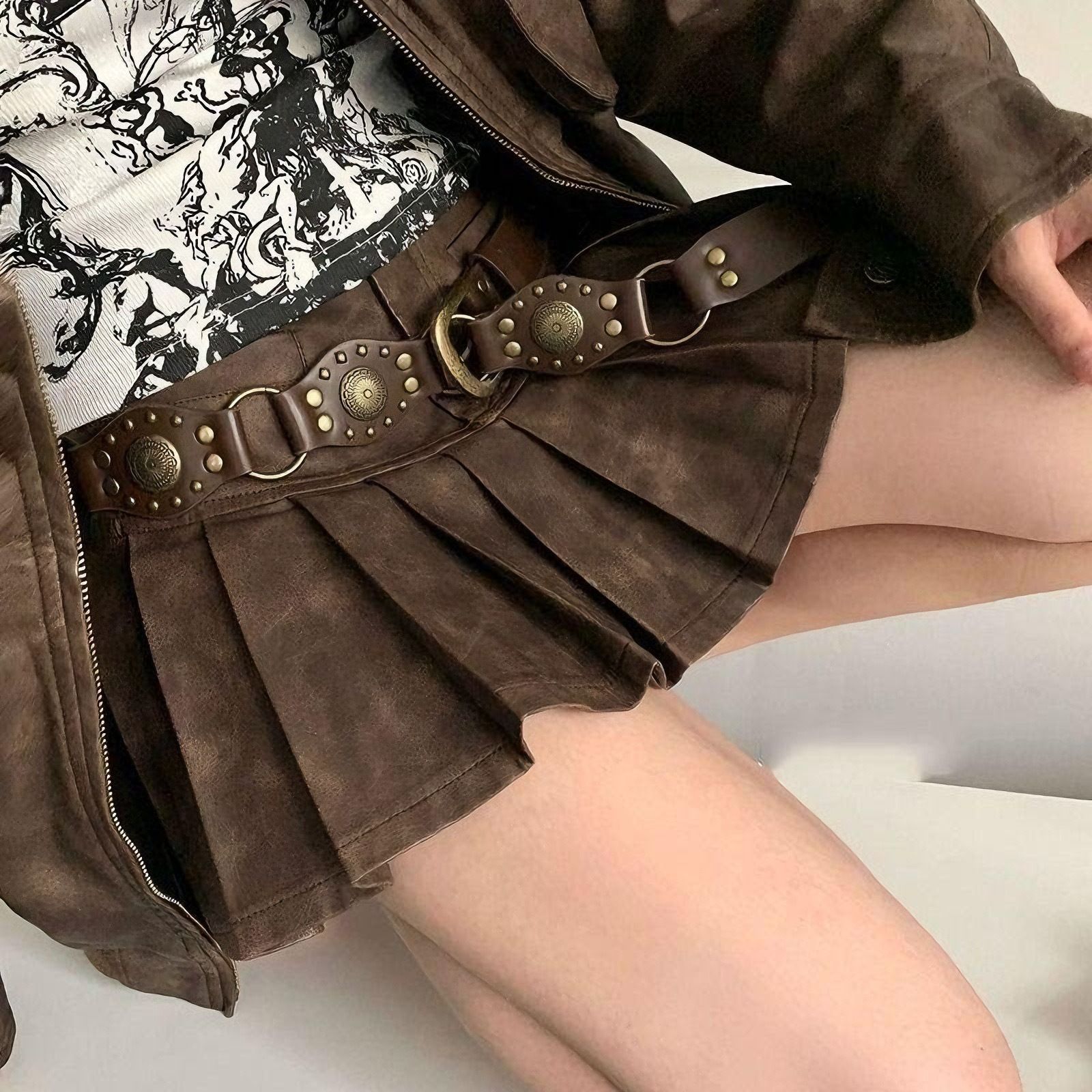 Retro belt patchwork brown jeans rivet belt spicy girl American hollow ins style belt women's versatile Coffee colored belt AS PICTURE