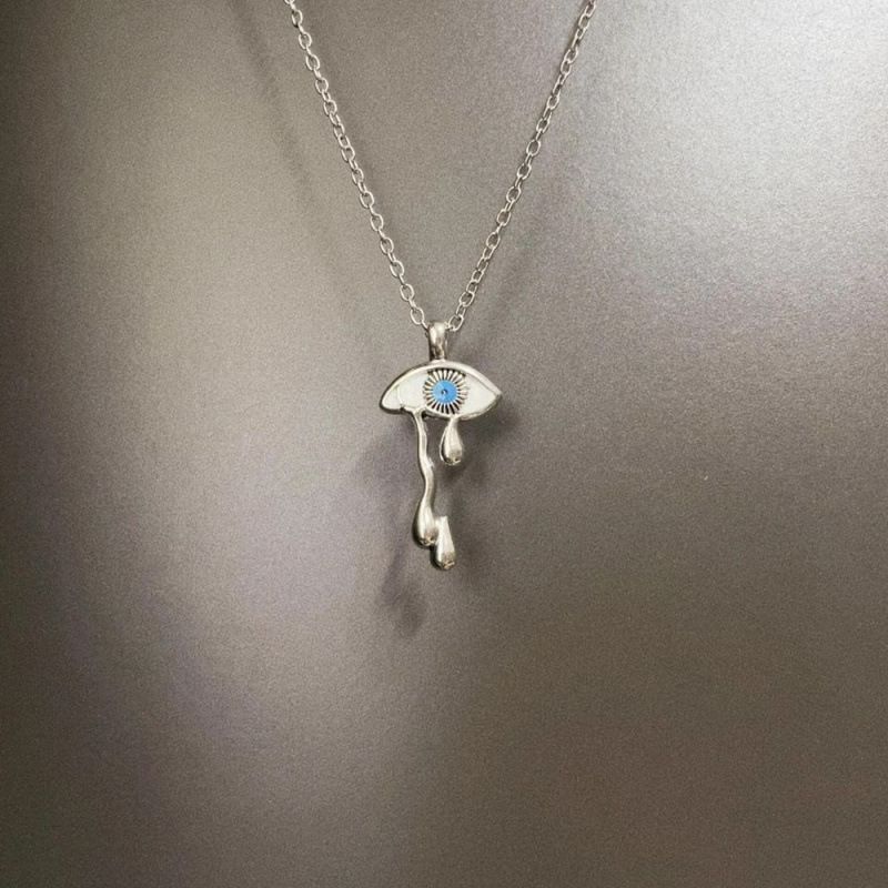 European and American cross-border personalized retro zinc alloy teary eyes dripping oil demon's eye pendant necklace collarbone chain Style_1 AS PICTURE