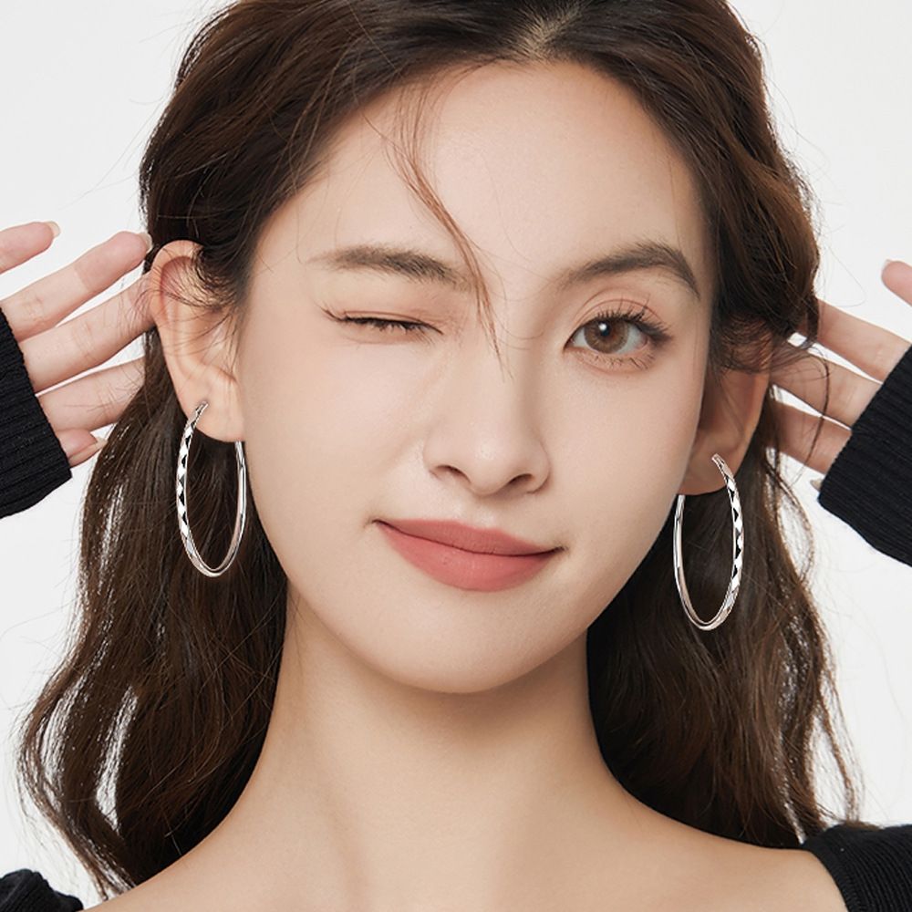 Exaggerated Circle Large Earrings, European and American Trendy Celebrity Street Photography by Liu Yifei, Same Style Large Earrings, Circle Diamond Grid Earrings Style_1 Copper (white gold)