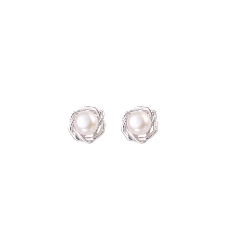 S925 pure silver simple petal freshwater pearl earrings for women with retro temperament, small and exquisite flower earrings to give to girlfriend silvery 925 silver