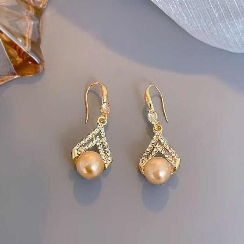 2*PC Korean champagne pearl minimalist niche design 2025 new trendy high-end ear hook earrings image AS PICTURE