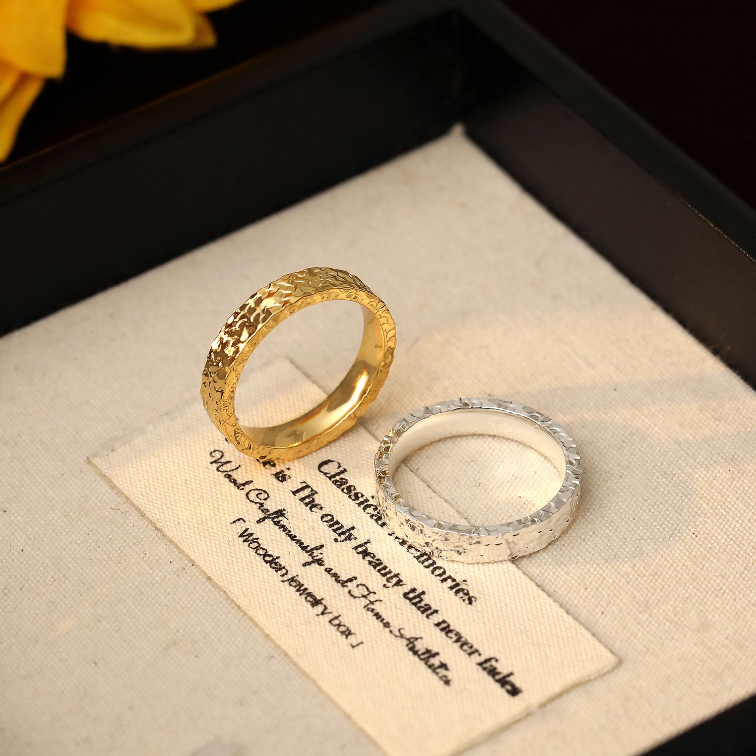 Super Sparkling Premium CNC "Crushed Ice" Ring for Women - Unique Design, TikTok Viral Hit, Closed-End, Stackable, Minimalist Band, High-End Couple Rings Gold-金色 Size 6