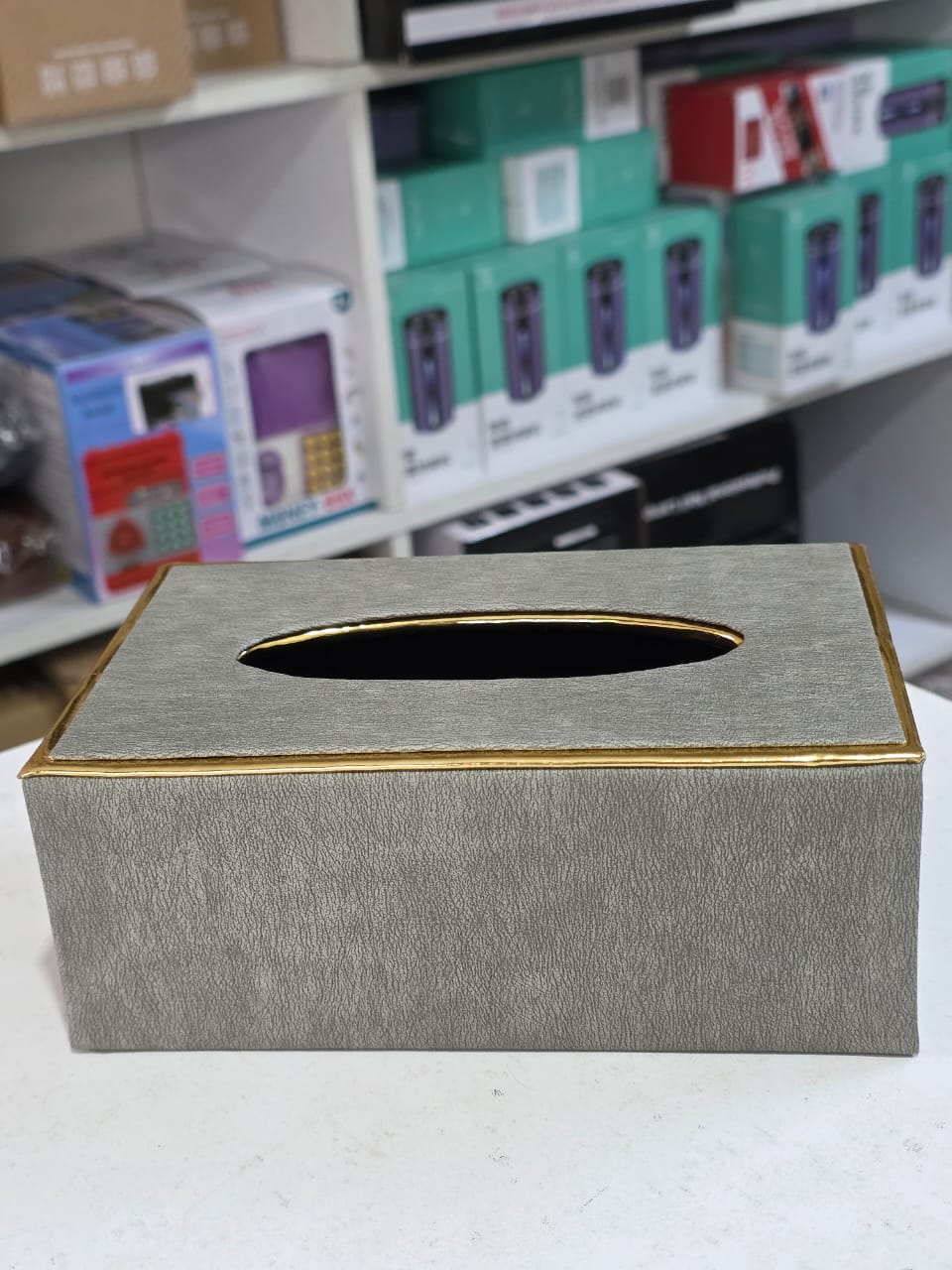 🪄🥢Light Luxury Nordic Creative Leather Tissue Box with Gold Accents – Elegant Grey Tissue Holder for Home, Hotel & Restaurant Use🪄🤑Stylish Nordic design with a modern grey and gold color scheme fo