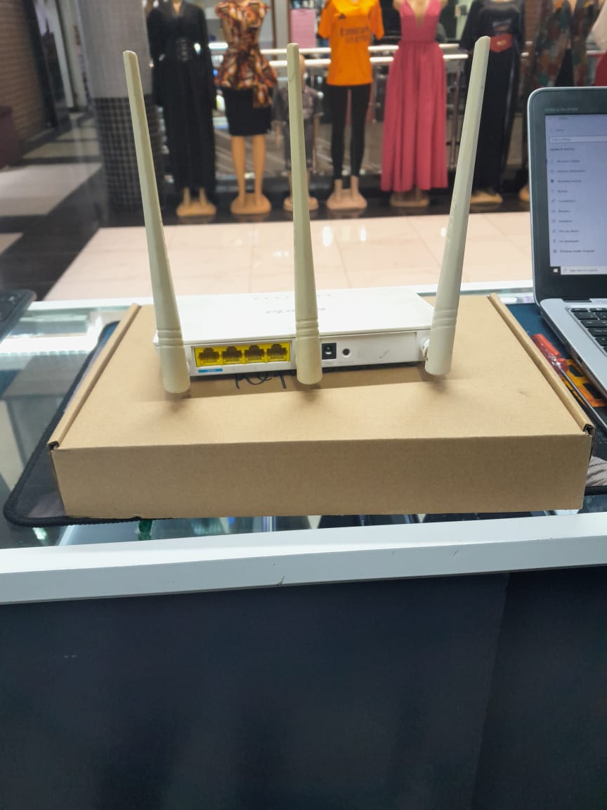 Tenda Refurbished F3 Wireless N300 Easy Setup Router
