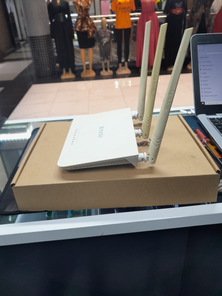 Tenda Refurbished F3 Wireless N300 Easy Setup Router