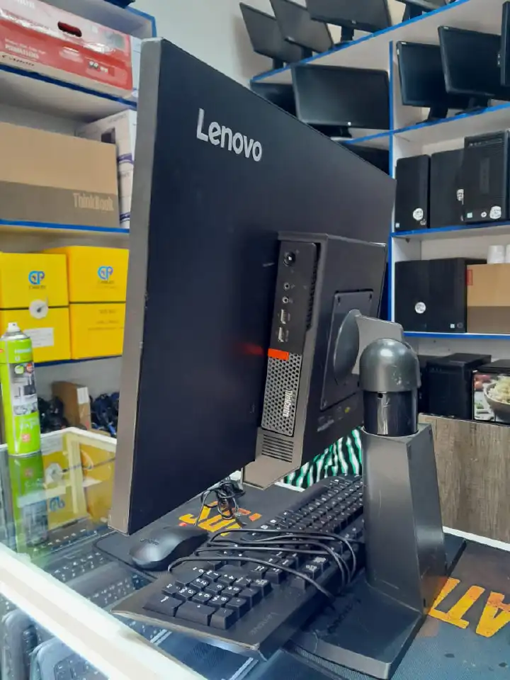 Refurbished  Lenovo  24"Edge to Edge All-in-One PC  with mouse and keyboard  Corei5 8GB RAM  500GB Black