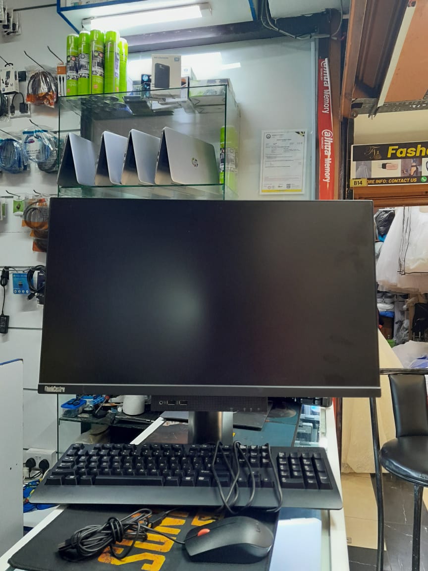 Refurbished  Lenovo  24"Edge to Edge All-in-One PC  with mouse and keyboard  Corei5 8GB RAM  500GB Black