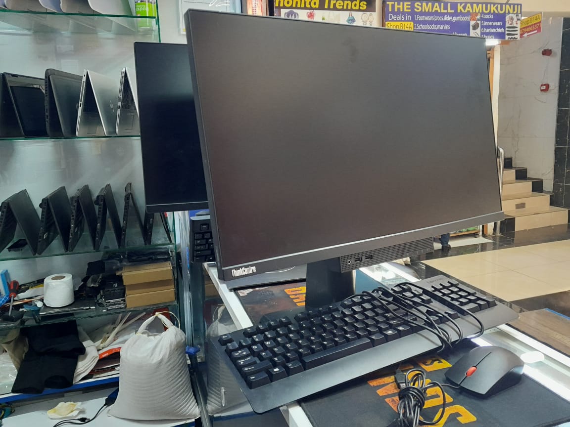 Refurbished  Lenovo  24"Edge to Edge All-in-One PC  with mouse and keyboard  Corei5 8GB RAM  500GB Black