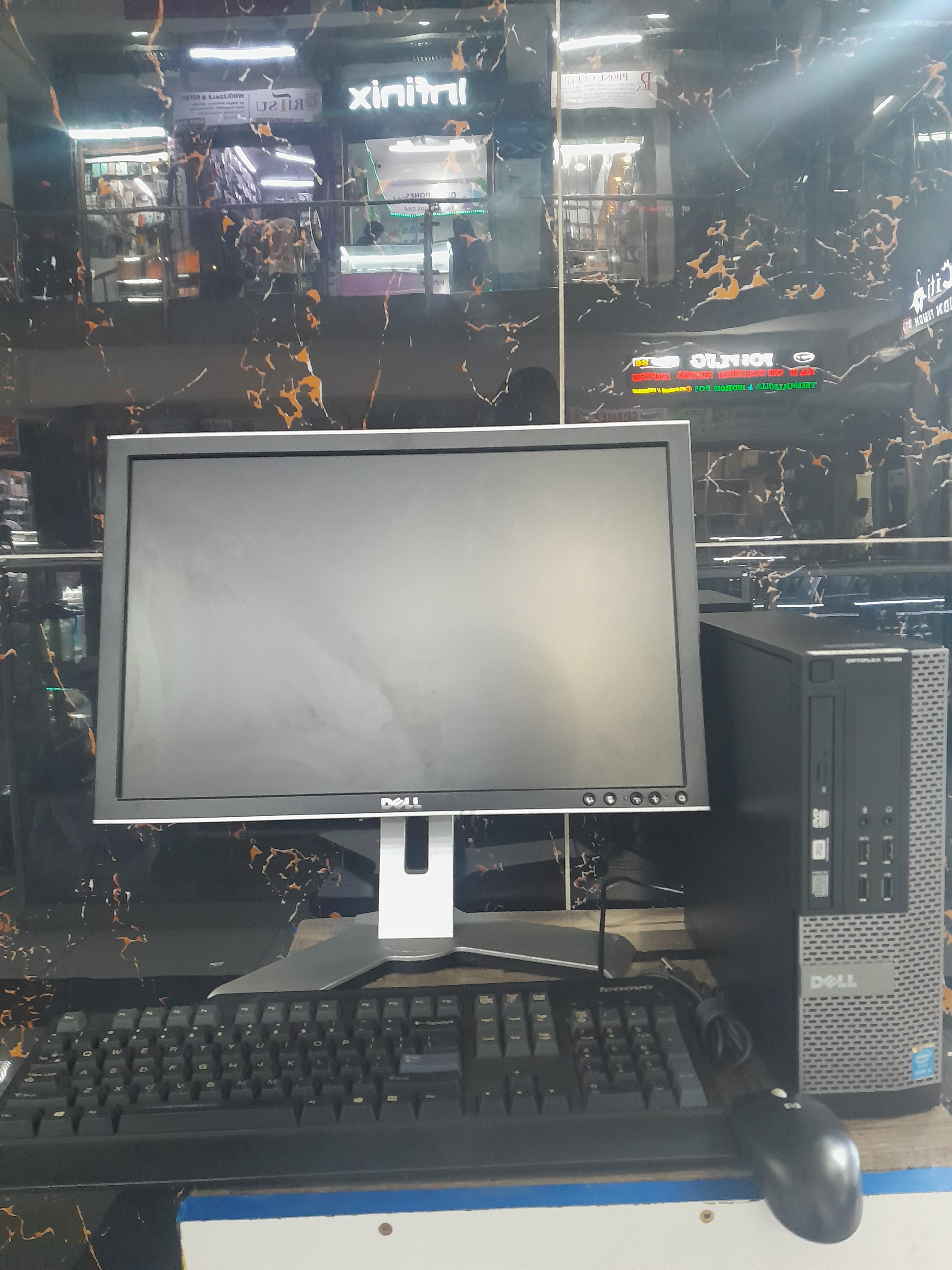 Complete Set with mouse and keyboard} Refurbished Dell OPTIPLEX 990 INTEL CORE I5-4GB RAM, 500GB HDD-3.2GHz Desktop computer + 20" Monitor-Black