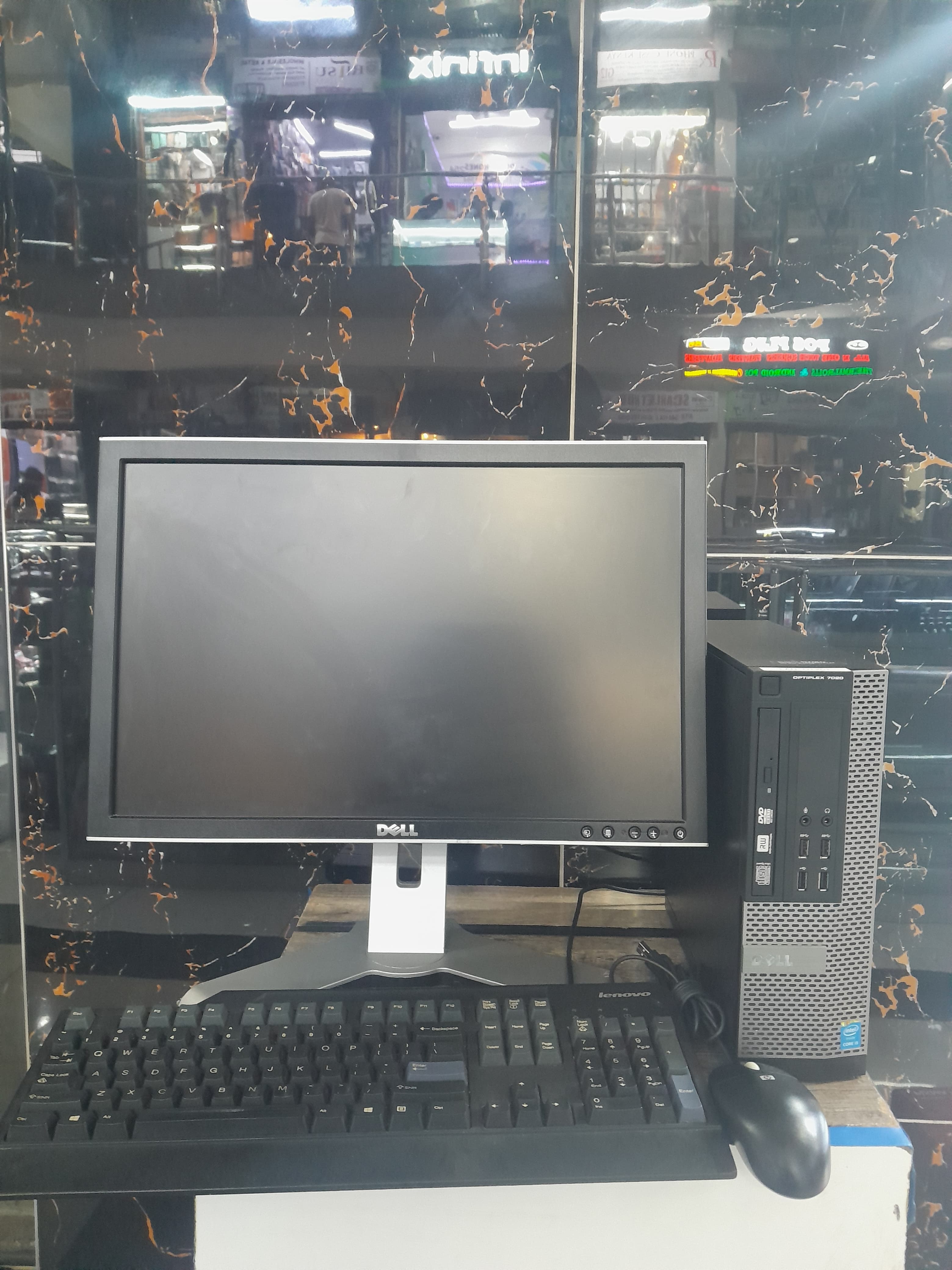 Complete Set with mouse and keyboard} Refurbished Dell OPTIPLEX 990 INTEL CORE I5-4GB RAM, 500GB HDD-3.2GHz Desktop computer + 20" Monitor-Black