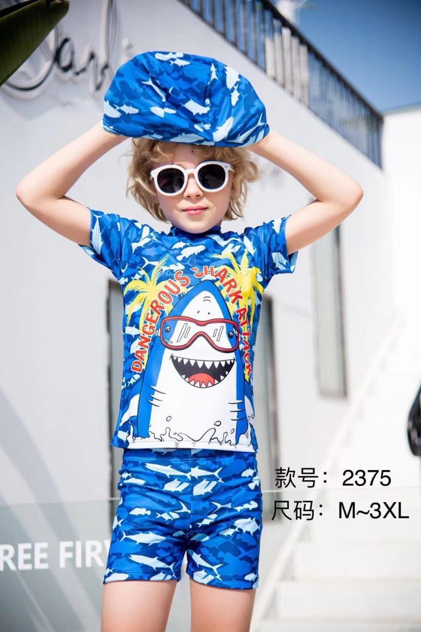 Kids swimming costumes both boys and girls.
Exact designs on the pictures are available

*