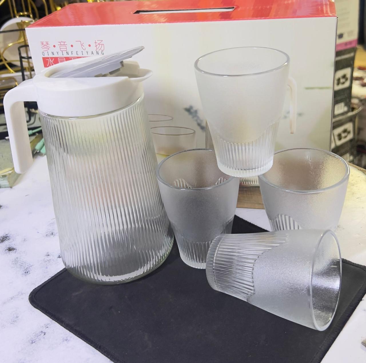 New in 🤑7 pc Glass Set.This elegant table set will be a great addition to your table and a bright accent in the interior of your kitchen. Beautifully presented decoration. The modern kitchen needs th
