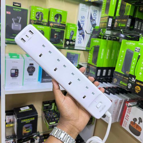 Oraimo PowerHub 2 OWS-U351 3,250W more ports expanded power extension now available