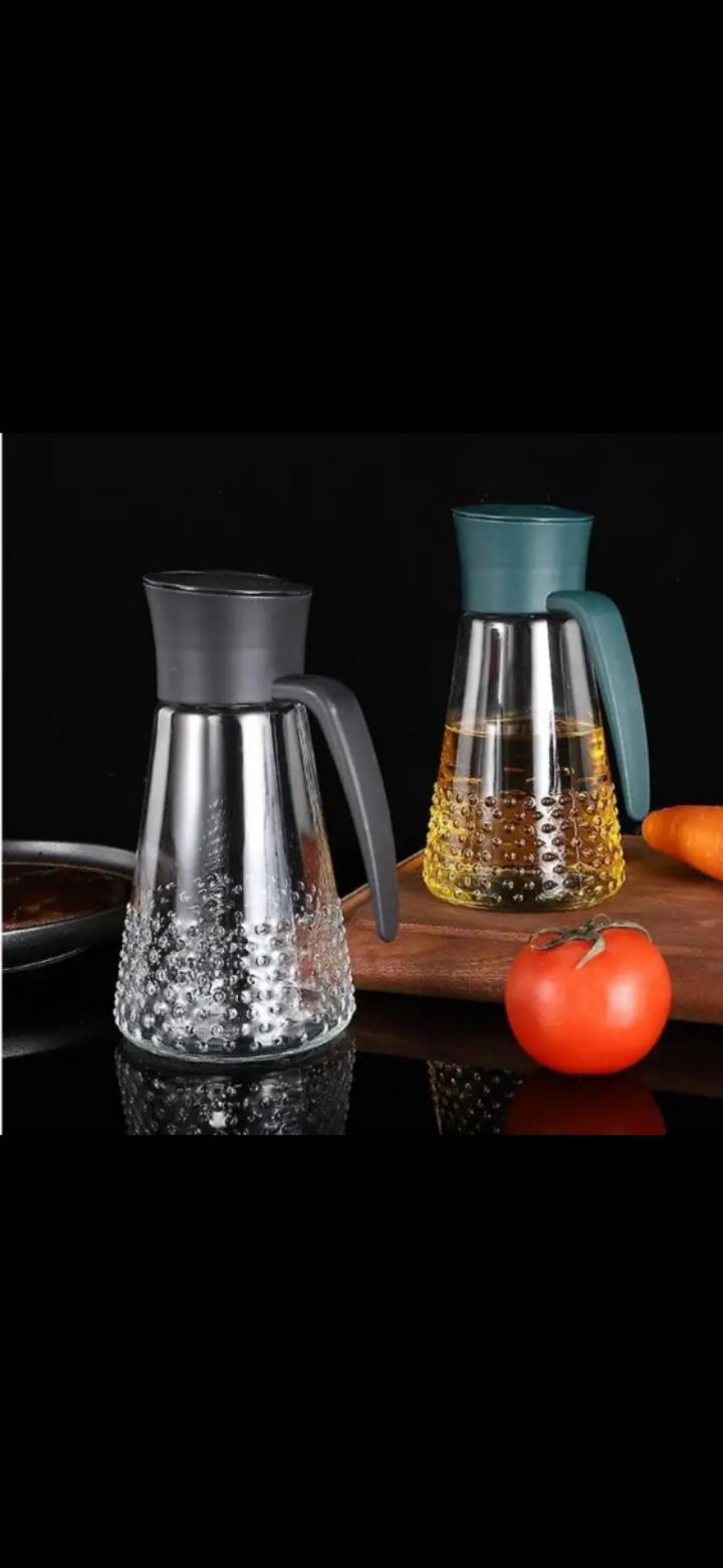 Automatic Oil Dispenser with Lead free Glass for home and Kitchen dispenser aesthetically pleasing oil Dispenser