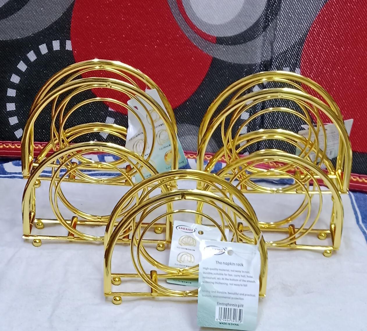 Gold Serviette Holder ✨
🍽️ A touch of luxury for your table
Add elegance and charm to your dining space with this Gold Serviette Holder, designed to elevate both everyday meals and special occasions.