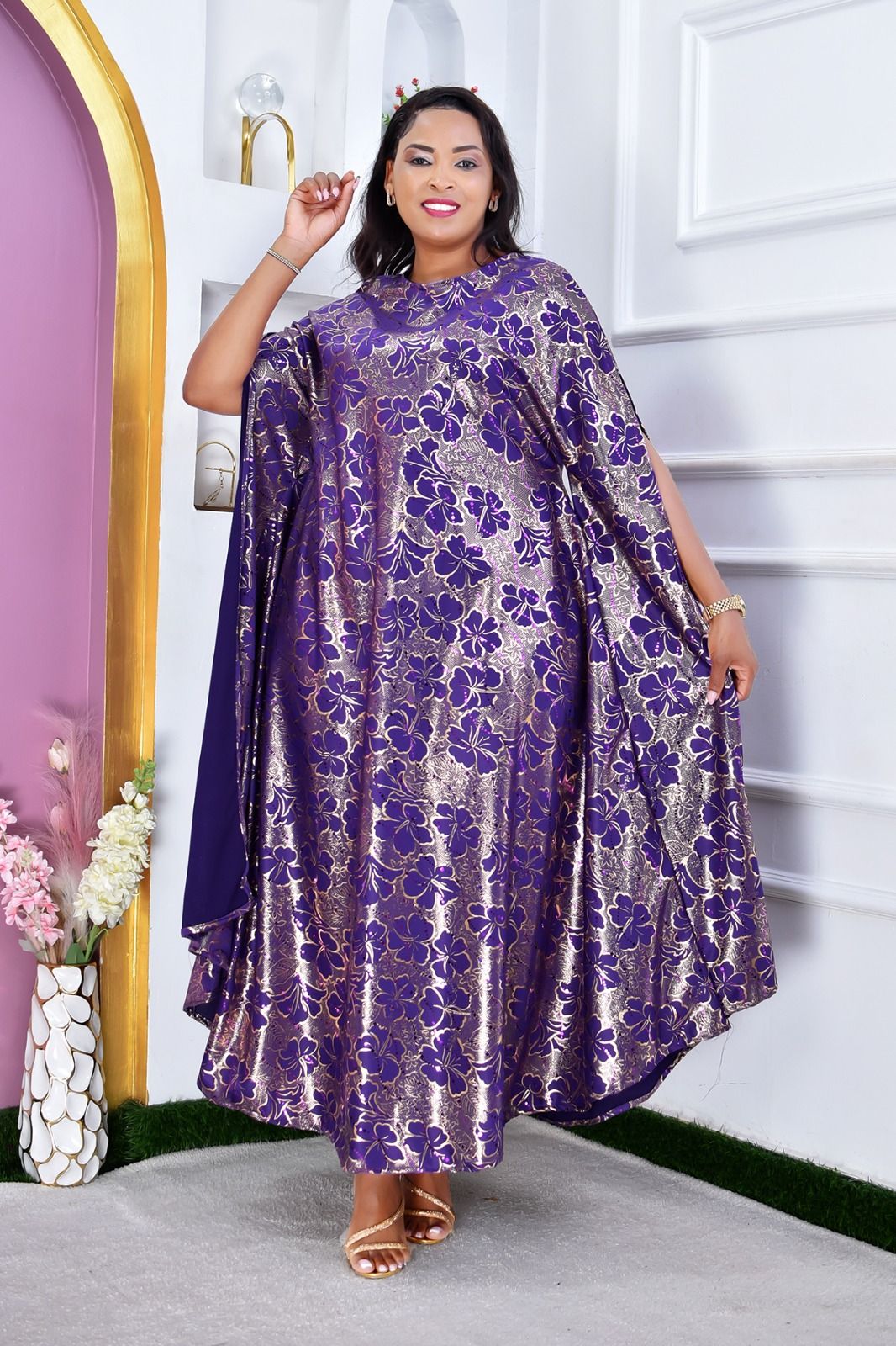 Elegant free-size flowing boubou kaftan dress...