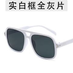 Retro Aviator Sunglasses for Women Men Red Lens as picture