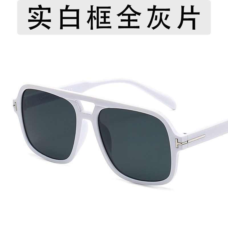 Retro Aviator Sunglasses for Women Men Red Lens as picture