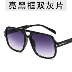 Retro Aviator Sunglasses for Women Men Red Lens as picture