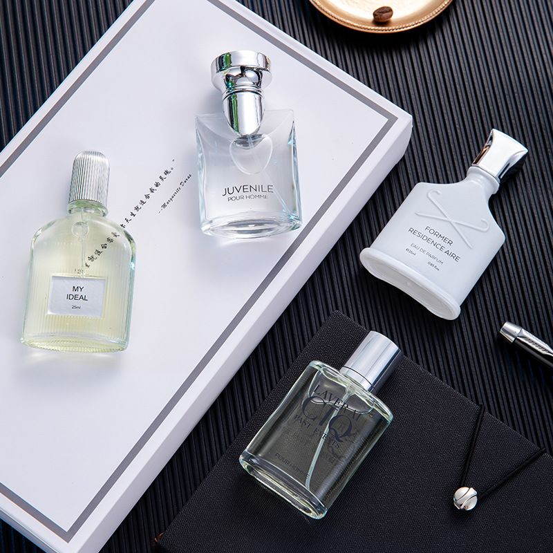 Men's perfume suit has 4 different fragrances Classic Long Lasting Fragrances Deodorants Gift 4 Different Aromas 1 box of 4 bottles