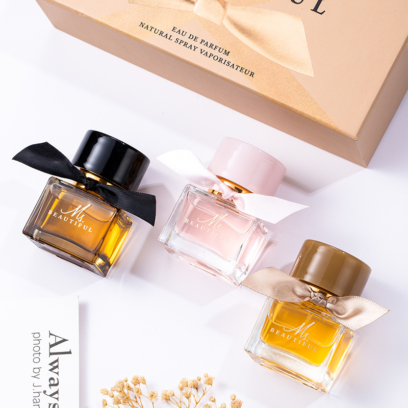 3 PCS Popular Women Perfume Set 3 in 1 Ladies Perfume Long Lasting Fresh Perfumes Light Fragrance Gift Perfume Set as picture 30ml*3 [分类版本1]