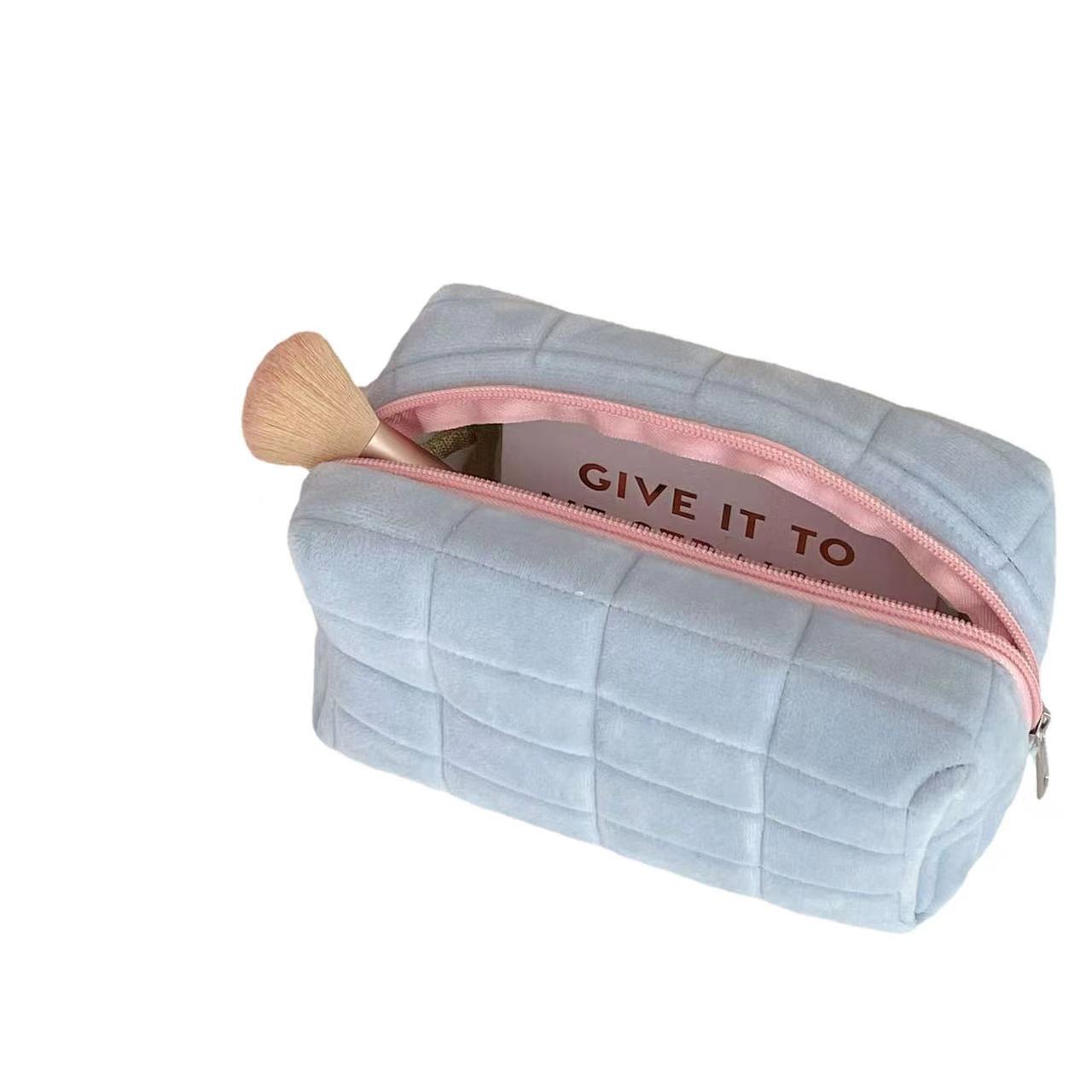 Ladies 1 Large Zipper Travel Toiletry Bag For Premium Makeup Bag Purple One size [分类版本1]