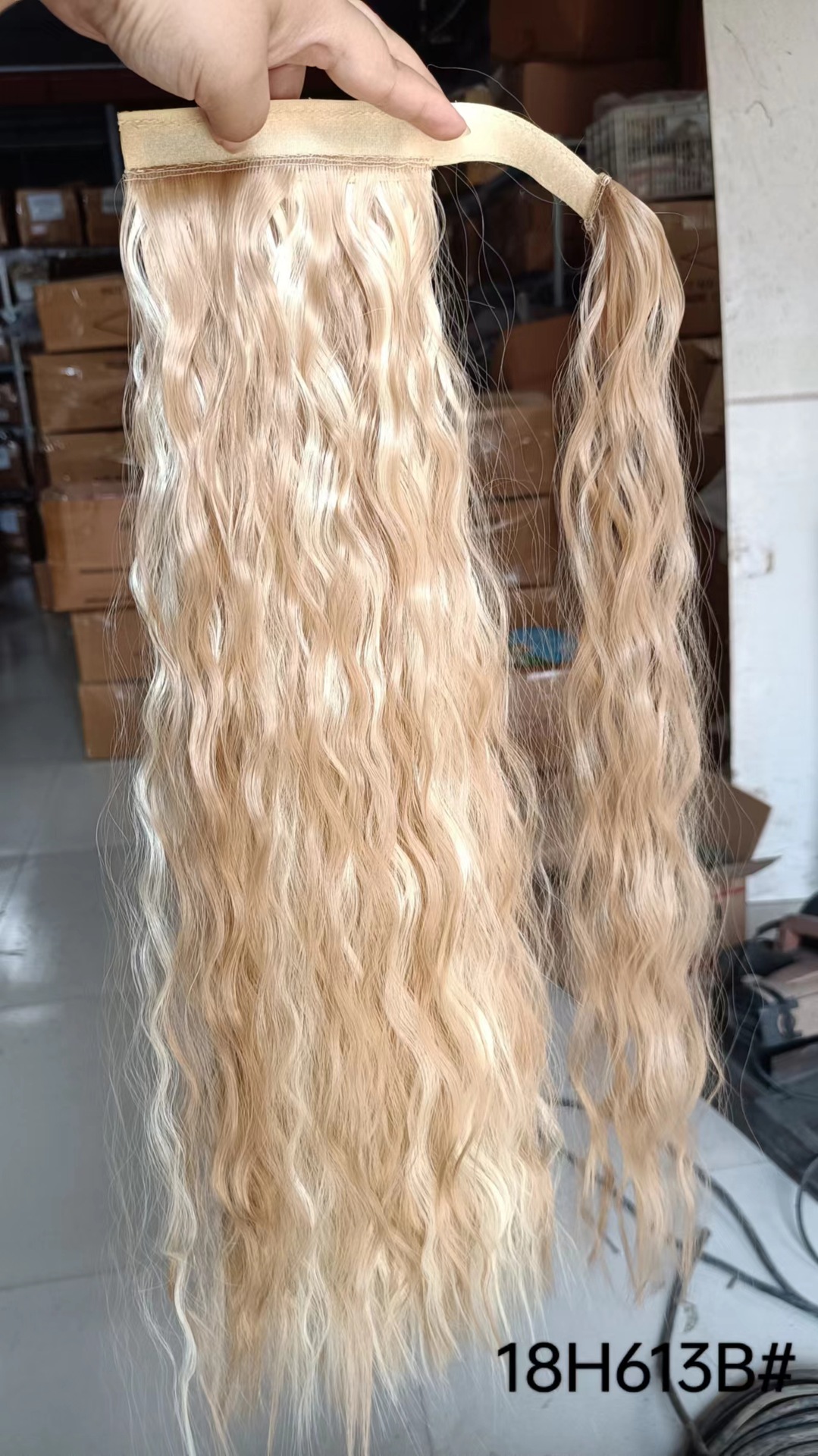 Magic tape corn tassel ponytail, magic tape corn silk long curly wig ponytail curly ponytail 1 B 22 inch