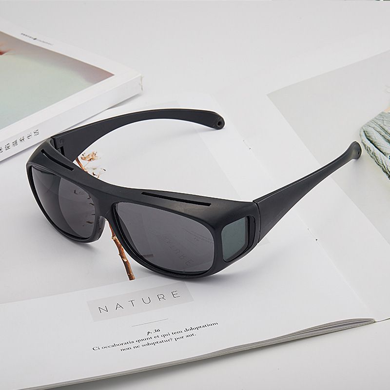 Unisex Night Driving Polarized Glasses – Anti-Glare Yellow Lens for Night Vision Yellow Lens 15 x 4.6 x 3cm