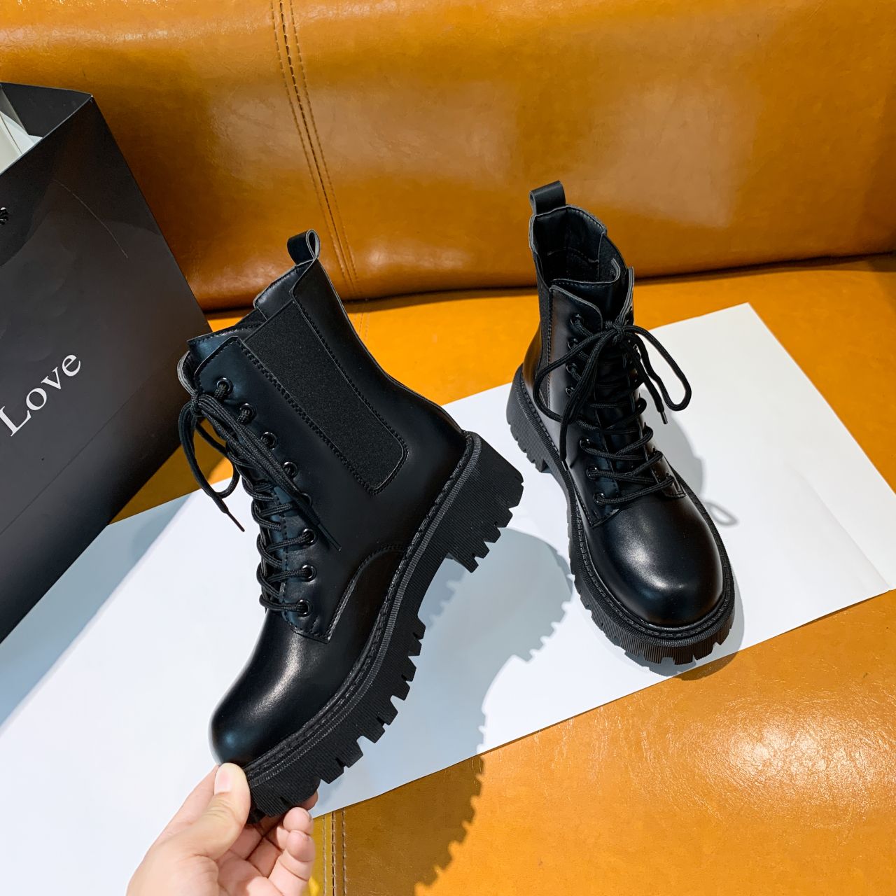 Boots Women's new fashion autumn and winter lace-up Martin boots