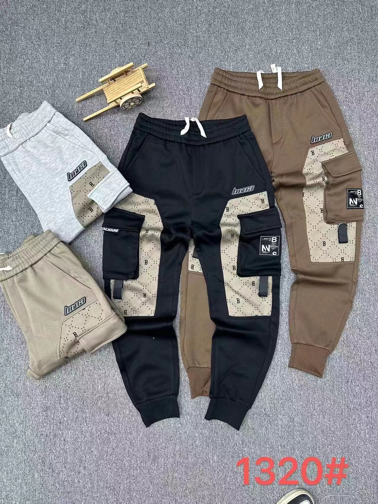 Unisex Elegant Vintage classy timeless Multi-functional warm men sweatpants Men's Zipper Pocket Active Athletic Workout Jogger Sweatpants with Drawstring