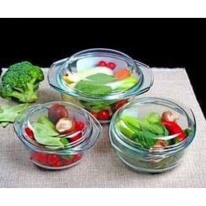 Signature 3 Pcs Glass Casserole Serving Bowl Set.Glass casserole set with lids in graduated sizes. 
Microwave, dishwasher and freezer safe. 
Oven proof.
Nice Dinner Food serving dish with glass lid.
