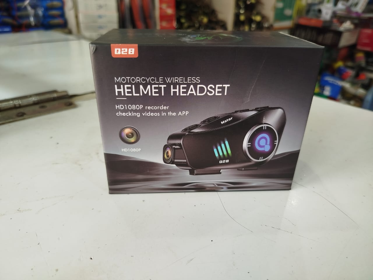 Q28 Motorcycle Wireless Helmet Headset. This device is a Bluetooth headset for motorcycle helmets that also includes an integrated 1080P HD video recorder.
Based on the product information, the headse