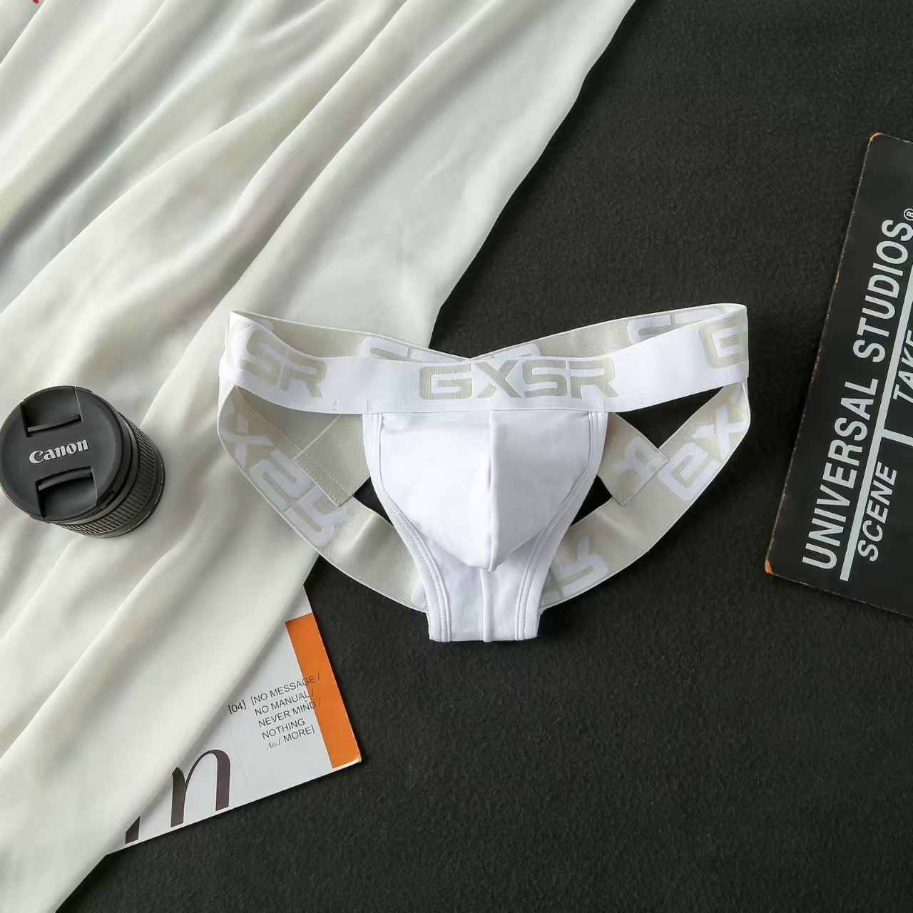 Men Sexy Underwear Jockstrap Thongs Cotton Briefs Dew Buttocks Underpants Bondage Panties Open Butt Male Lingerie G-String Thong