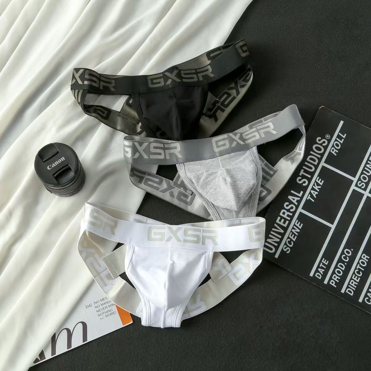 Men Sexy Underwear Jockstrap Thongs Cotton Briefs Dew Buttocks Underpants Bondage Panties Open Butt Male Lingerie G-String Thong