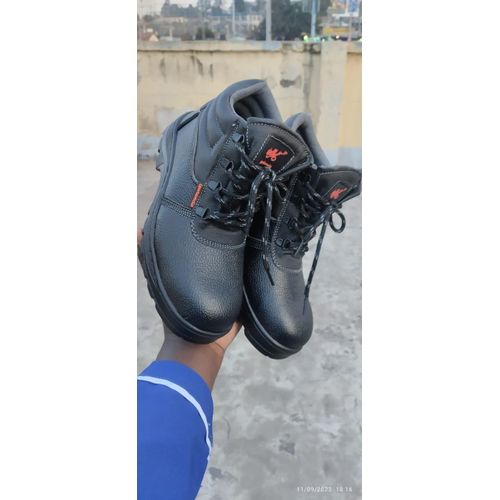 Fashion Men's Womens All Season Fuel And Oil Resistance Industrial Safety Boot - Black.Material : lightweight safety shoes it features a synthetic upper,
 style for easy fit-, airmax sole, -soft linin