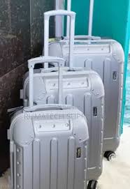 ▪️🍂🥭Fashion 3 Pieces PVC High Quality Travel Suitcase Travel Bag Travel Briefcase With Wheel❤️🥭Made of durable PVC material
Lightweight and easy to transport