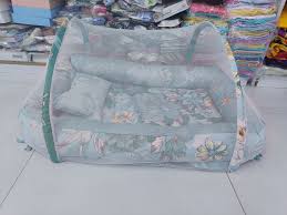 🪄New Arrival 🥕Baby Nest & Co-sleeper Foldable + Pillow+ Net.Safe and perfect for co-sleeping 
Hypoallergenic materials, breathable and non-toxic. 
Comfortable and Portable
Can be put on the bed, liv