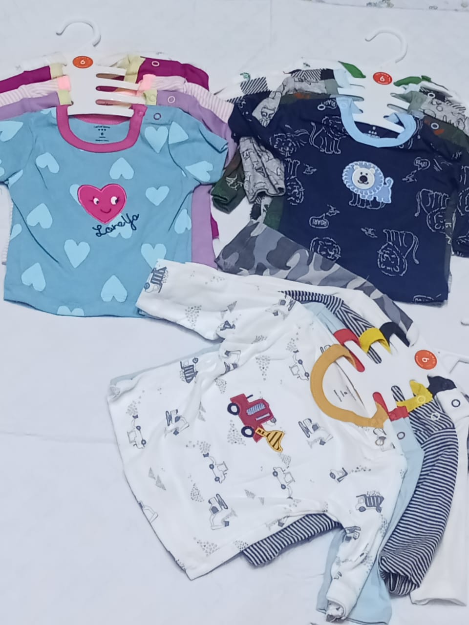 👏🍊PERFECT CLOTHING👏Newborn 0-12 months Baby Boy Soft Multicolor Cotton T-Shirts 5Pcs.
The T-shirts are 100% cotton, making them very cozy and breathable. Buy one of our many t-shirt designs now to