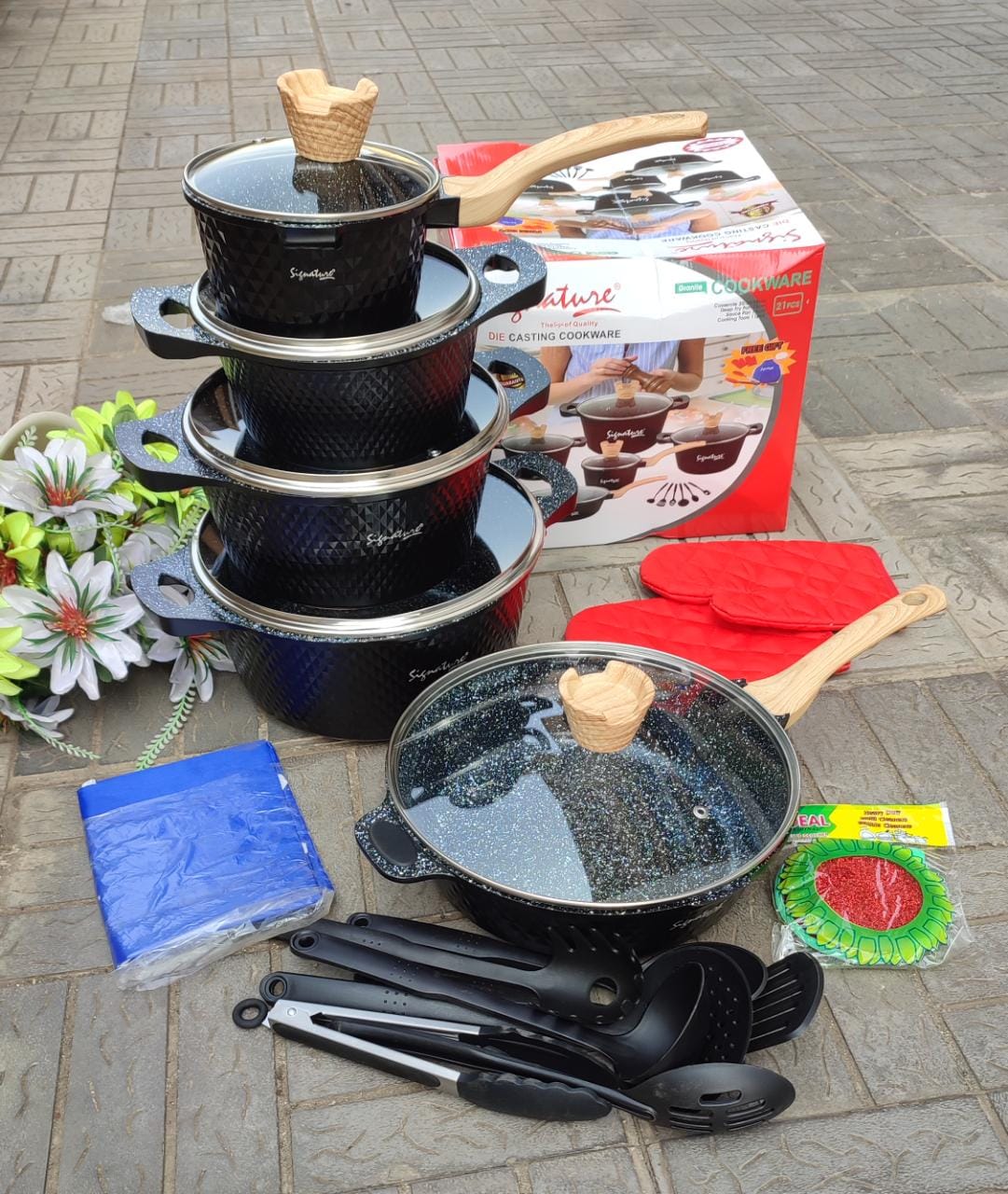 Signature 21 pcs NON-STICK heavy duty granite coated Cookware Set Sufurias/pots  Double nonstick coating for easy food release, cleaning and healthy cooking. Tempered glass lid with vent prevents over