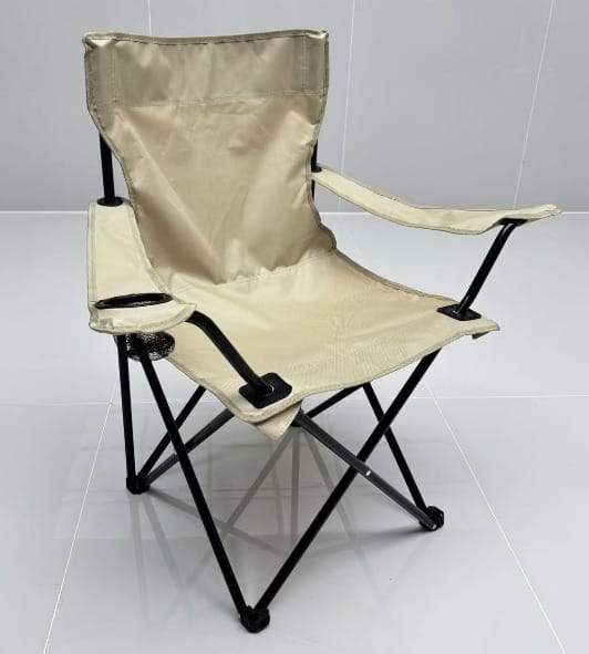 Portable Folding Camping Chair - Sturdy and Comfortable.Portable and Lightweight: Easy to fold and carry, ideal for outdoor activities like camping, hiking, or picnics.
Durable Construction: Made with