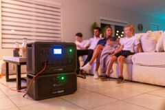 [Special Offer] Bluetti AC500 + B300S Solar Generator Kit 3072Wh LiFePO4 Battery, 5000W AC Output, 3000W Input, Modular Expandable Power Station
