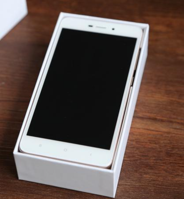 Refurbished Smart Phone ,Redmi 4a ,16gb+2gb,5.0inch  , 4G network and WIFI, 13MP+5MP, Xiaomi mobile  android phone random color