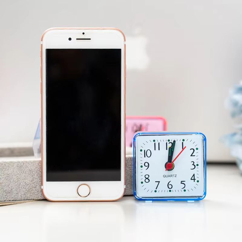Mini Square Crystal Alarm Clock Quartz Alarm Clock Battery Operated Square Table Bedroom Clocks For Sleeping Studying Home Decor